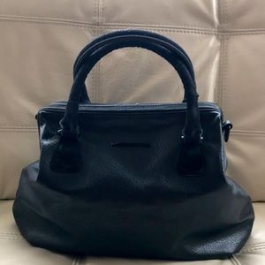 Matt and Nat hand bag